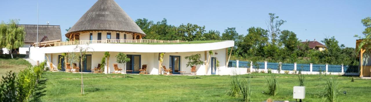 Pensiunea Nest Dunavatu de Jos Exterior photo